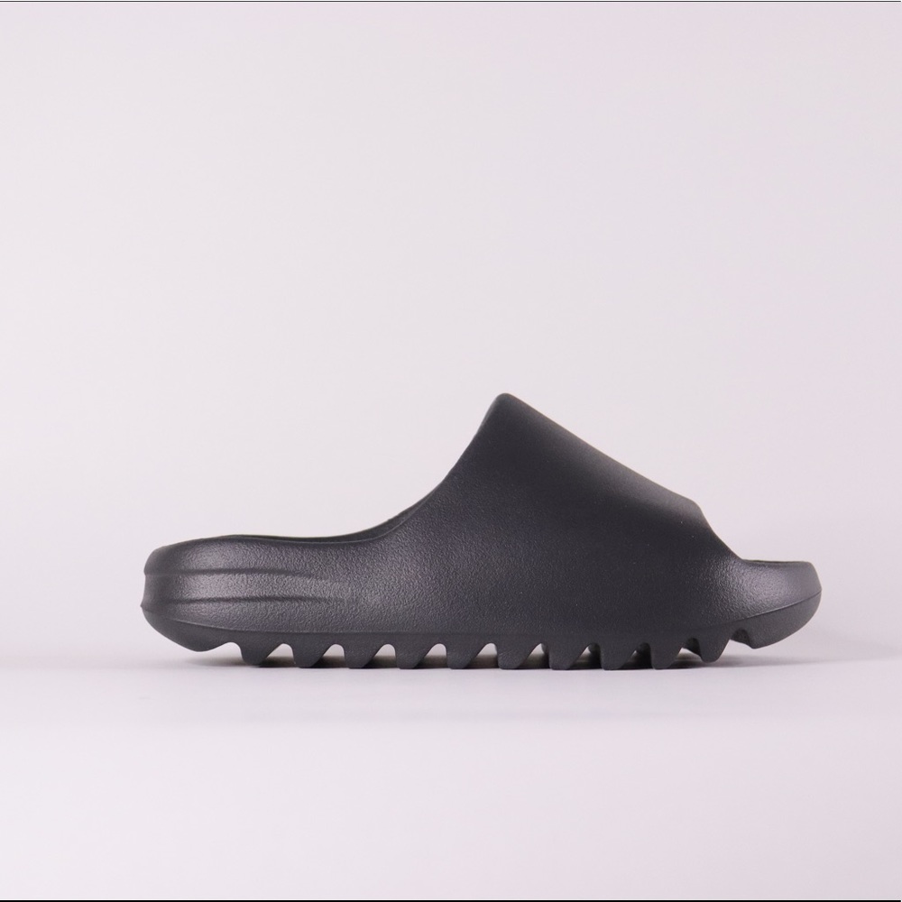 ADIDAS YEEZY SLIDES ONYX